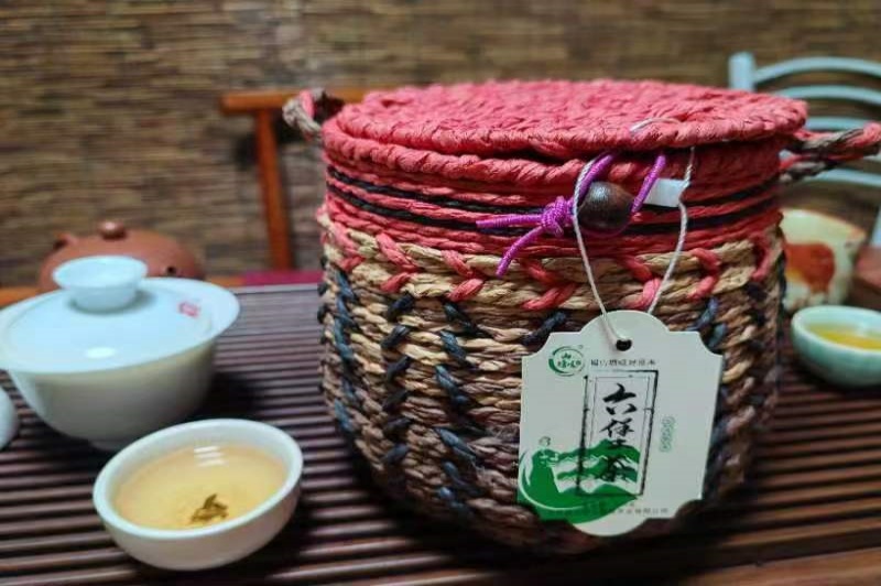 六堡镇：茶船古道的起点，六堡茶的海上贸易传奇与山塘岐的当代传承