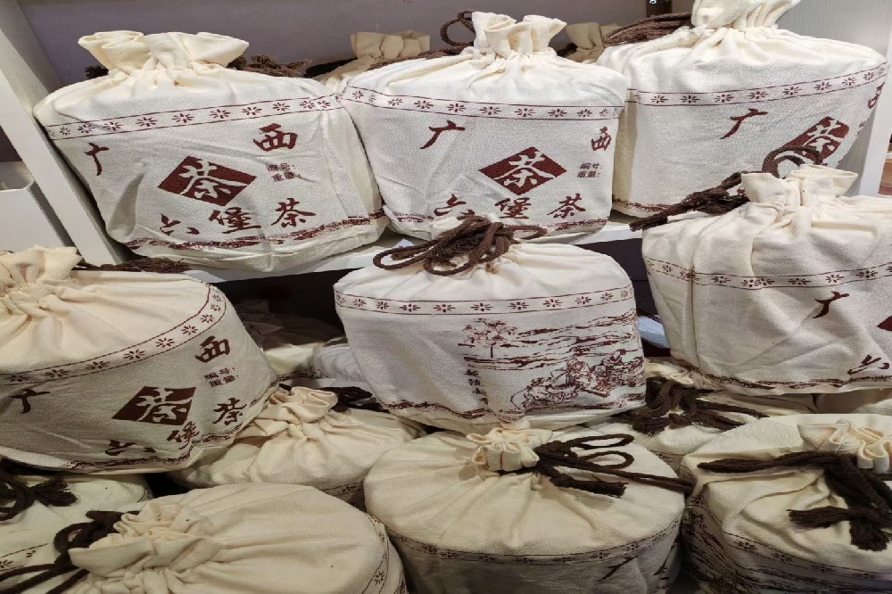 解构六堡茶四大标杆：红、浓、陈、醇，看山塘岐如何诠释经典